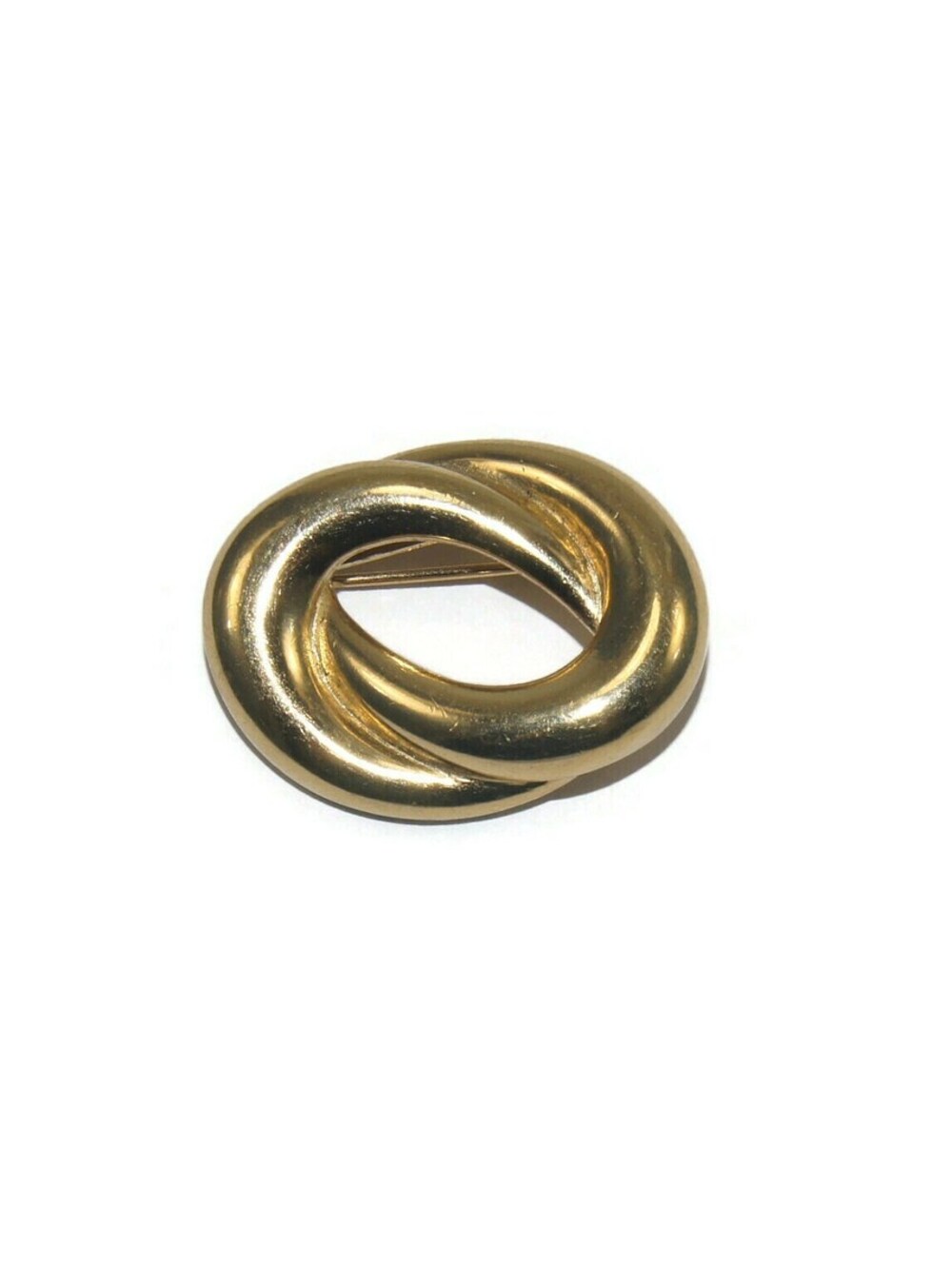 Vintage Gold Tone Oval Brooch.